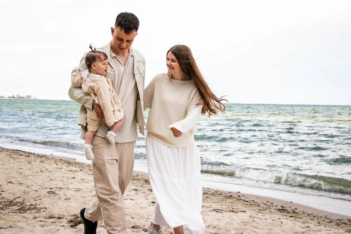 Sesje sezonowe na plaży – dlaczego warto ?